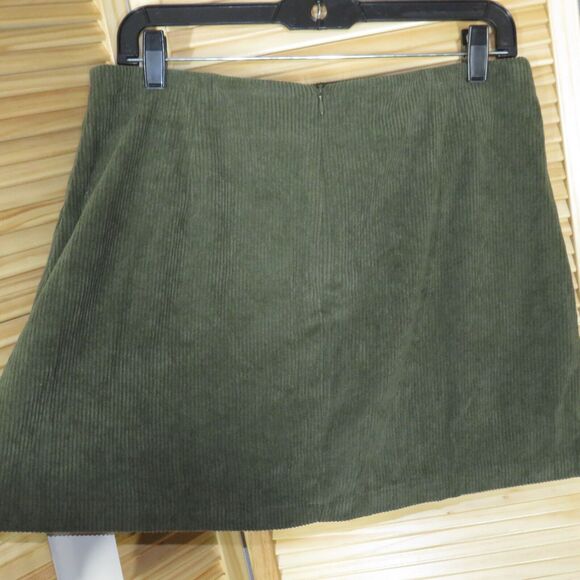 Halara Olive Corduroy Mini Skort Back Zip Closure Size XL - Picture 8 of 8